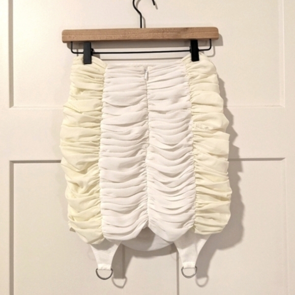 House of CB skirt - Picture 3 of 7